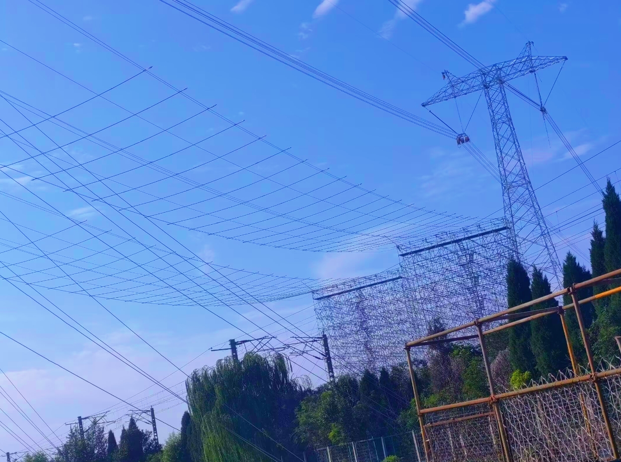 隴東～山東800千伏特高壓直流輸電線路跨越京九鐵路K473+605處架設(shè)電力線工程